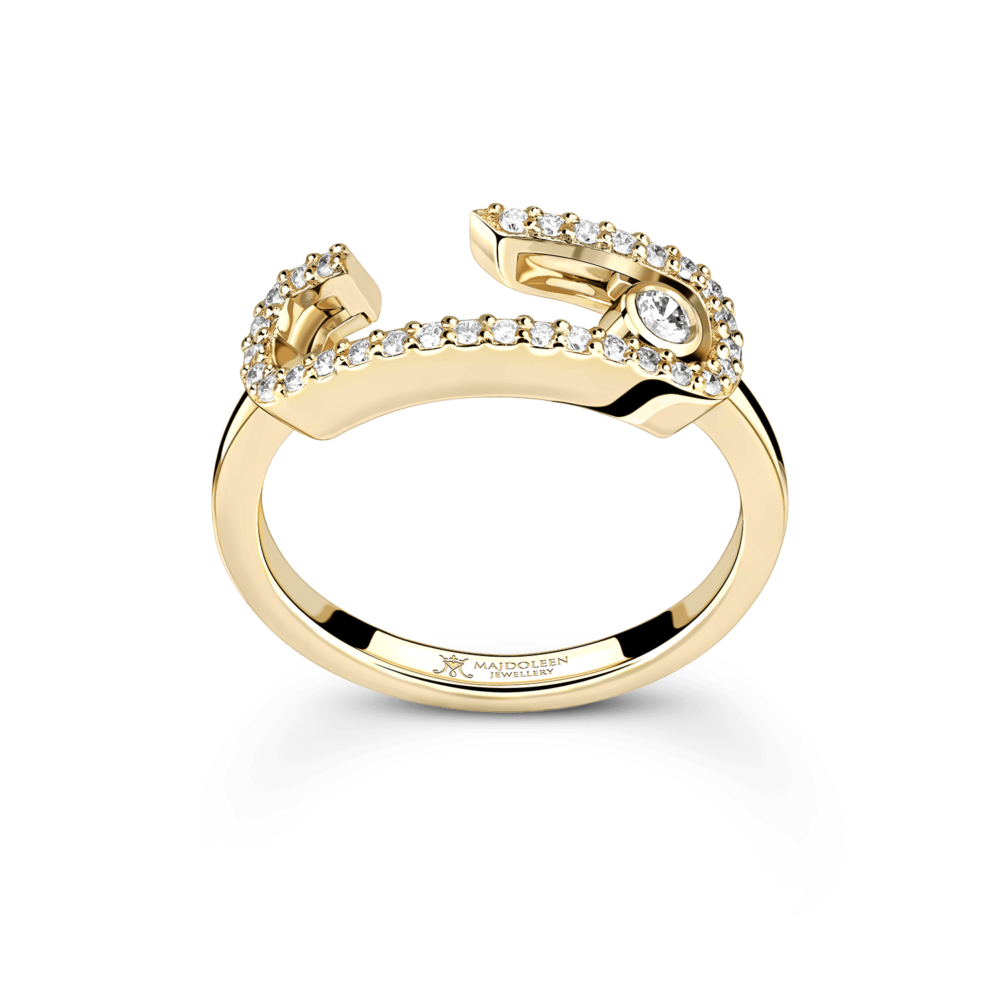 0.22 CT Ring